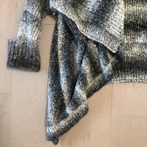 John & Jenn Blanket Wrap Sweater - Picture 3 of 7